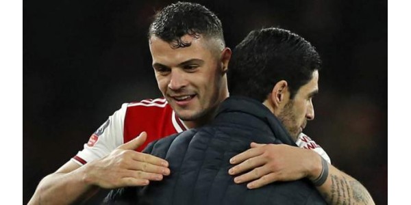 Granit Xhaka palaa Bundesliigaan seitsemän vuoden jälkeen